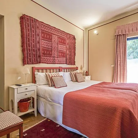 펜션 Stunning In With Wifi, 5 Bedrooms And Outdoor Swimming Pool *